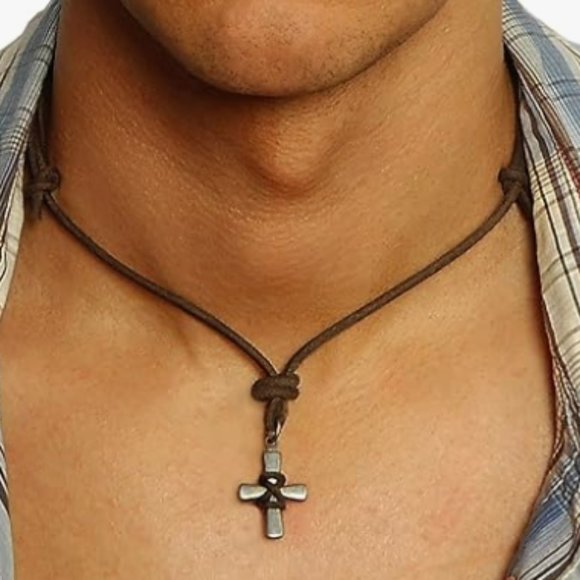 Leather Men's Cross Pendant Necklace - Picture 5 of 5